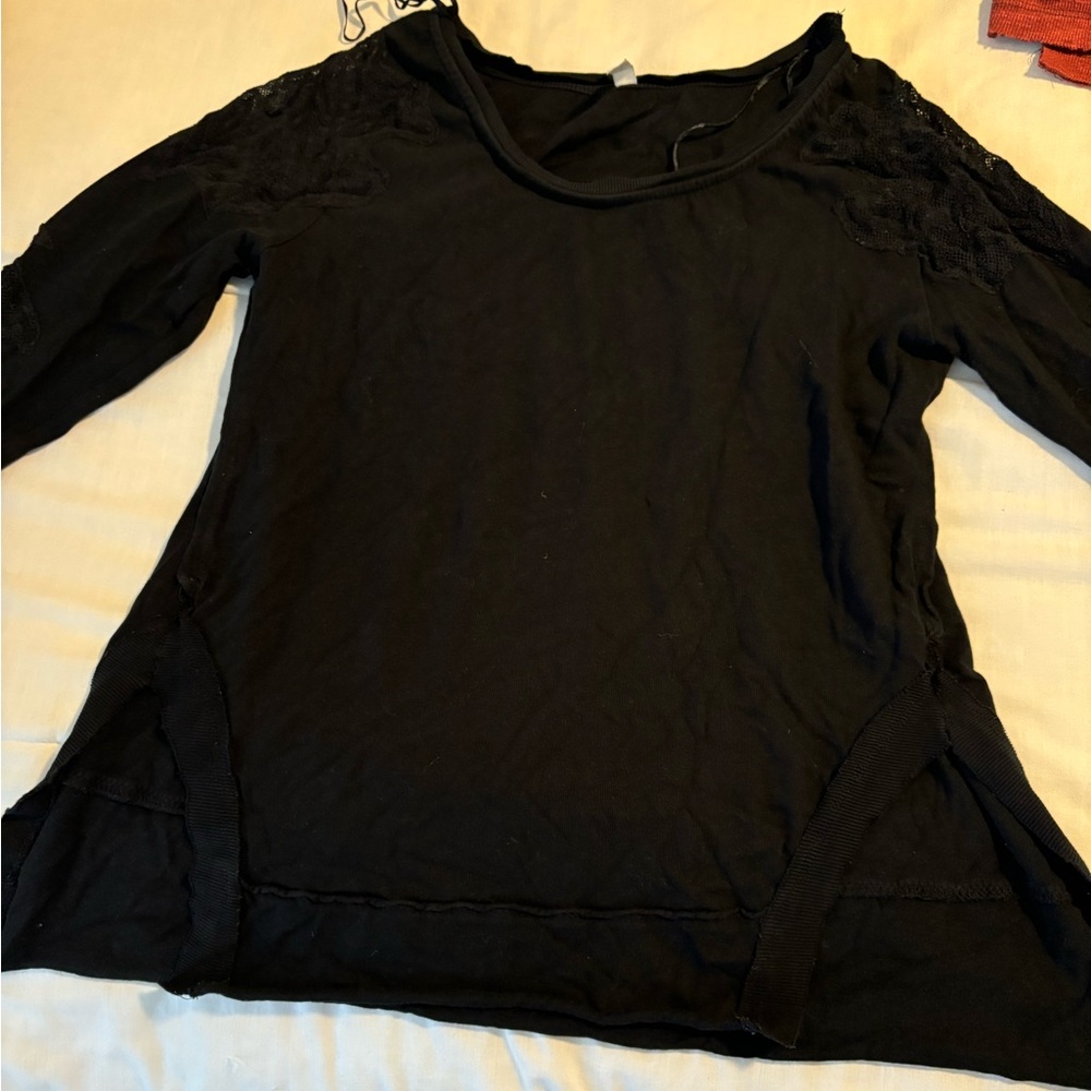 Black we the free/free people black long sleeve top